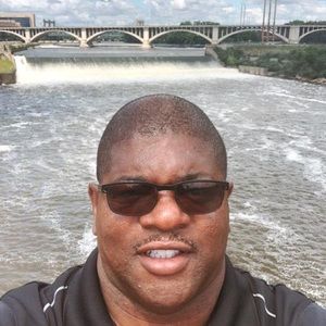 Meet your Posher, Robert